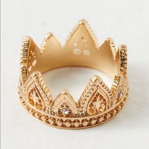 BNWT FONTELLA CROWN RING BRAND NEW Size 7